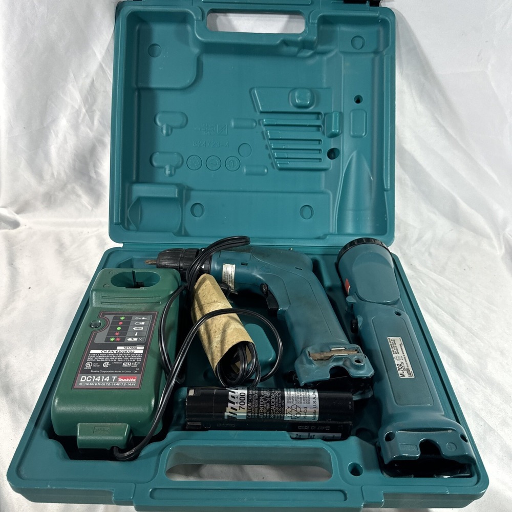 Makita Drill Set Light, Battery Charger Works/ Needs New Battery Drill Is Slow